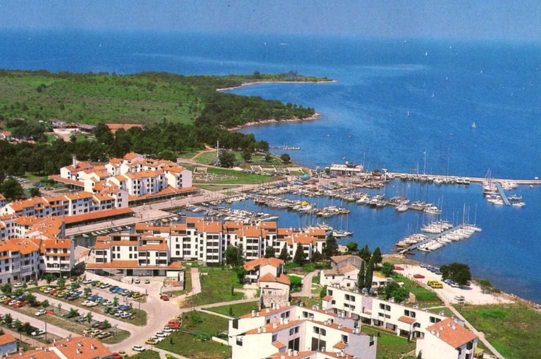 Nokturno Leilighet Poreč Eksteriør bilde